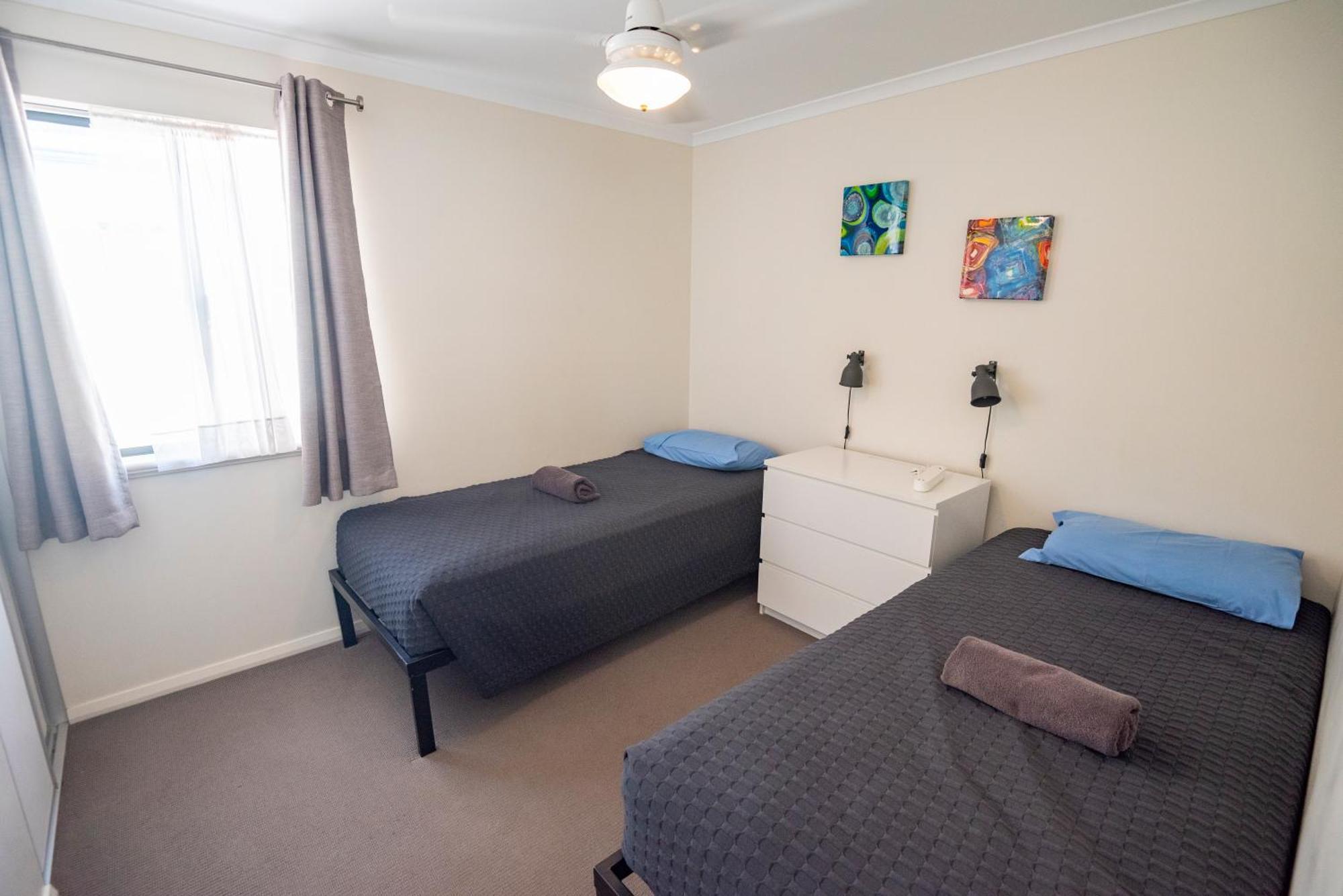 Отель Jurien Bay Tourist Park Экстерьер фото